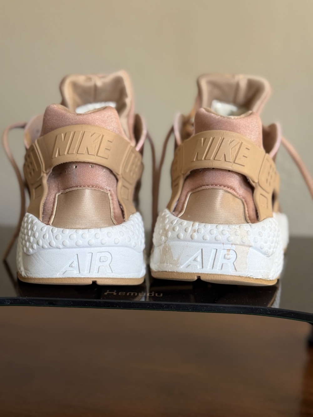 Nike Air Huarache Run Premium 'Bronze' size 10 ladies - Picture 5 of 9